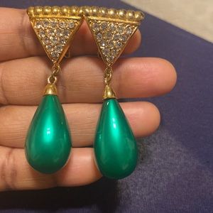 Gorgeous rhinestone faux pearls women’s color gold green clip on dropped earring
